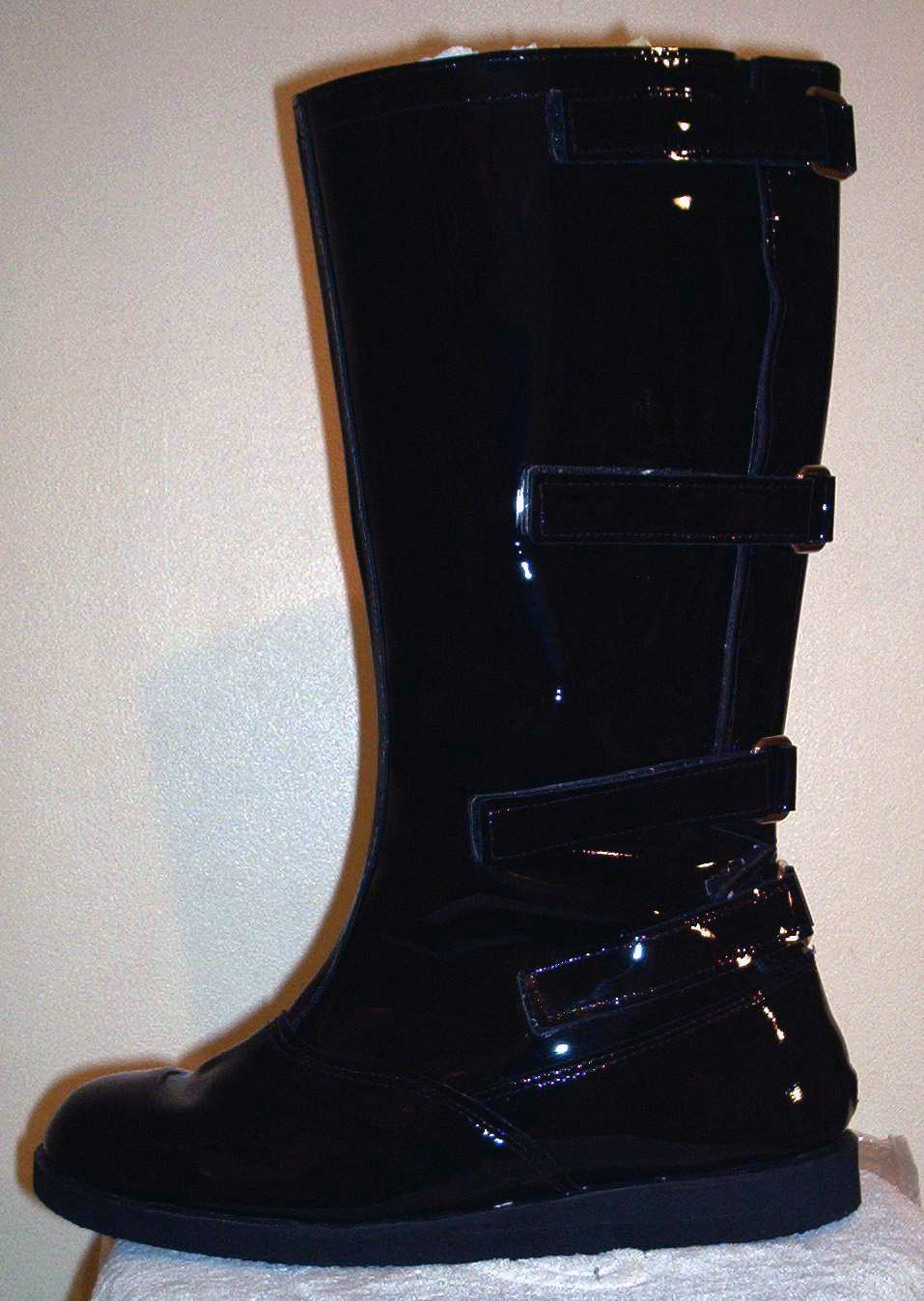 CUSTOM PRO WRESTLING BOOTS, THE NUMBER ONE BOOTS & WEAR SUPPLIER IN THE